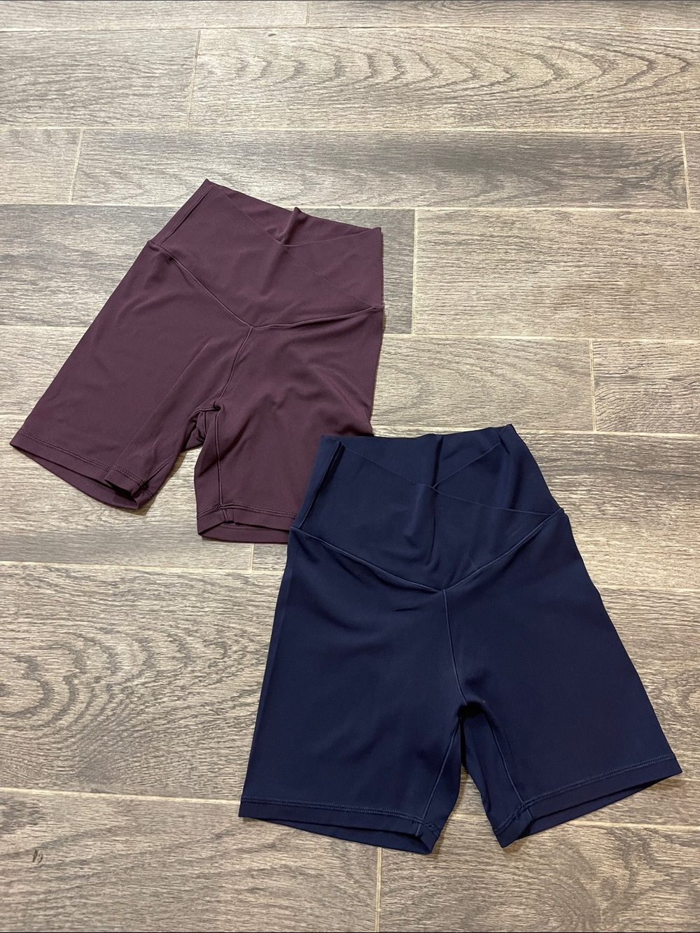 Offline Bundle (2) High-Waist Bike Shorts in Navy and Plum